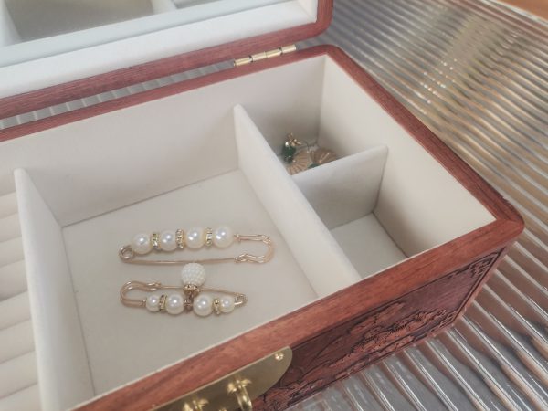 carved jewelry box - Image 6